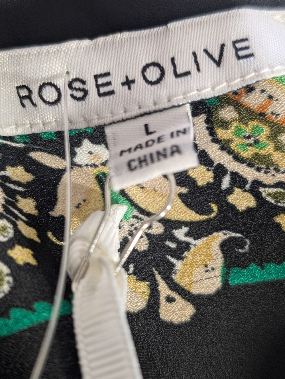 Rose & Olive Black V-Neck Embroidered Floral Tunic with Green Trim Size L - Picture 3 of 8